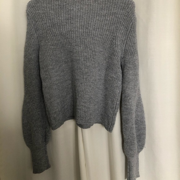 Grey sweater - Picture 4 of 4